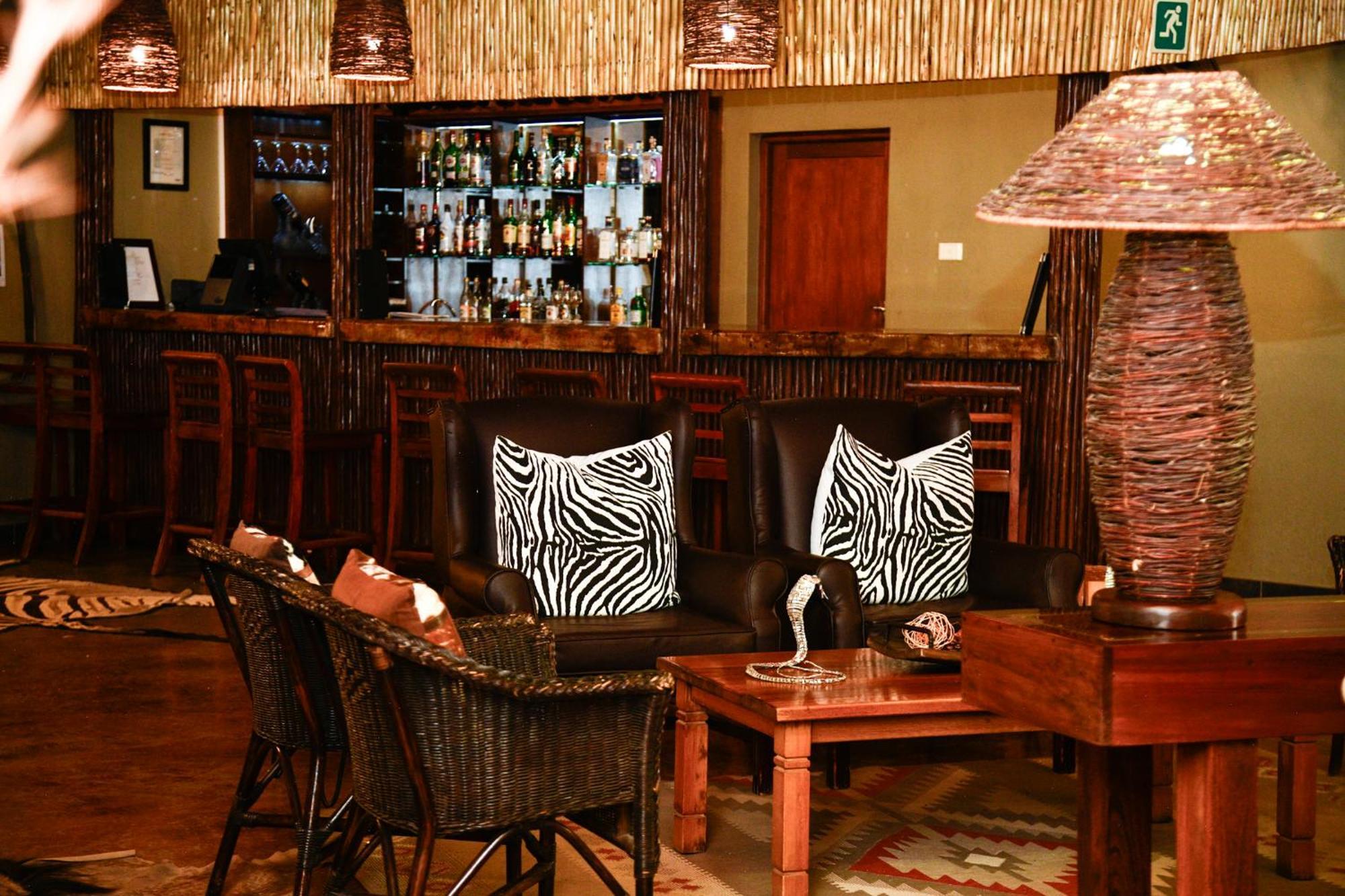 The Springbok Lodge Лейдисмит Екстериор снимка
