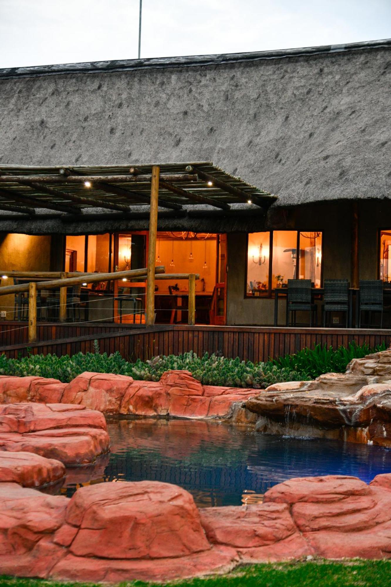The Springbok Lodge Лейдисмит Екстериор снимка
