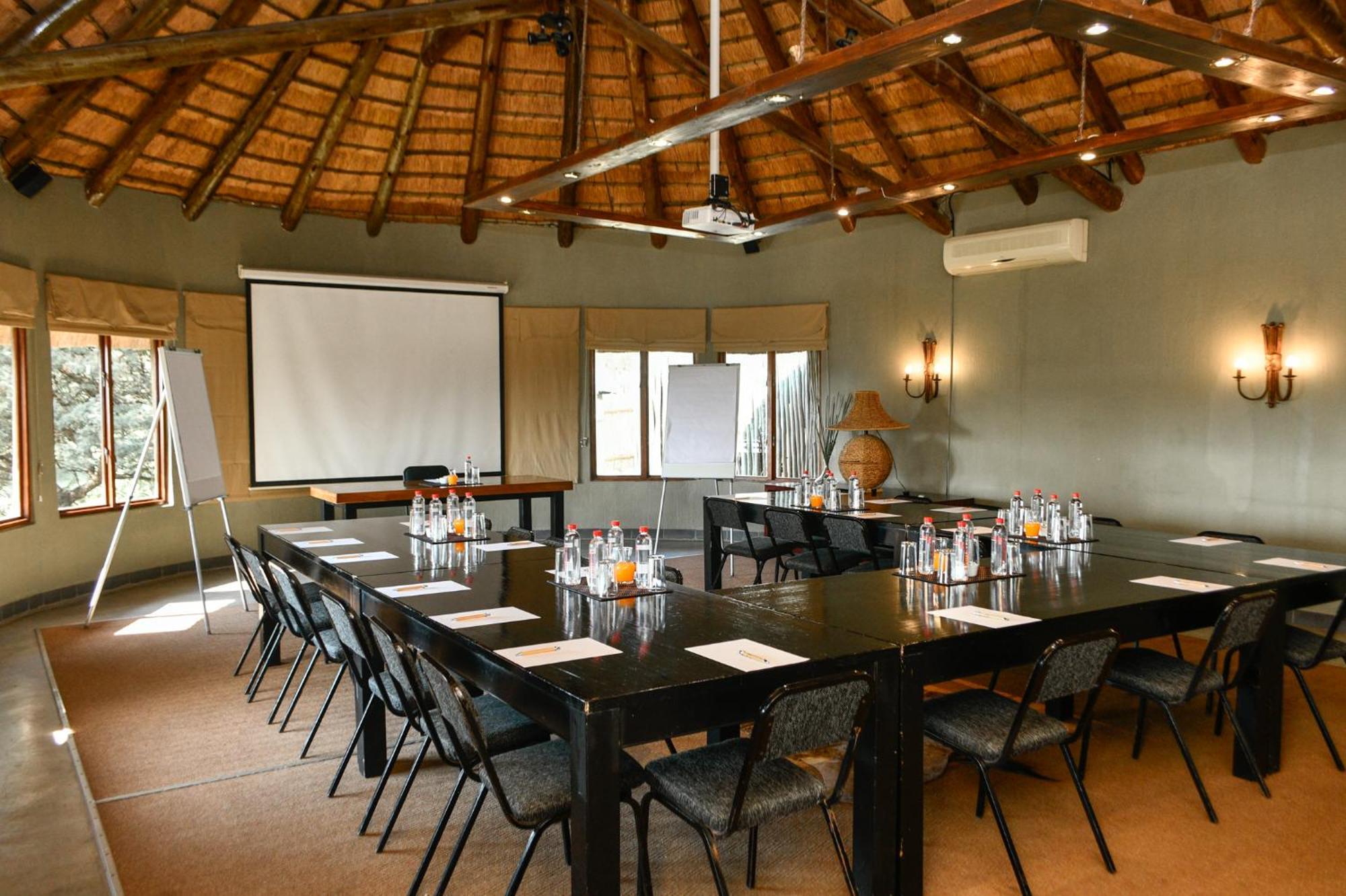 The Springbok Lodge Лейдисмит Екстериор снимка