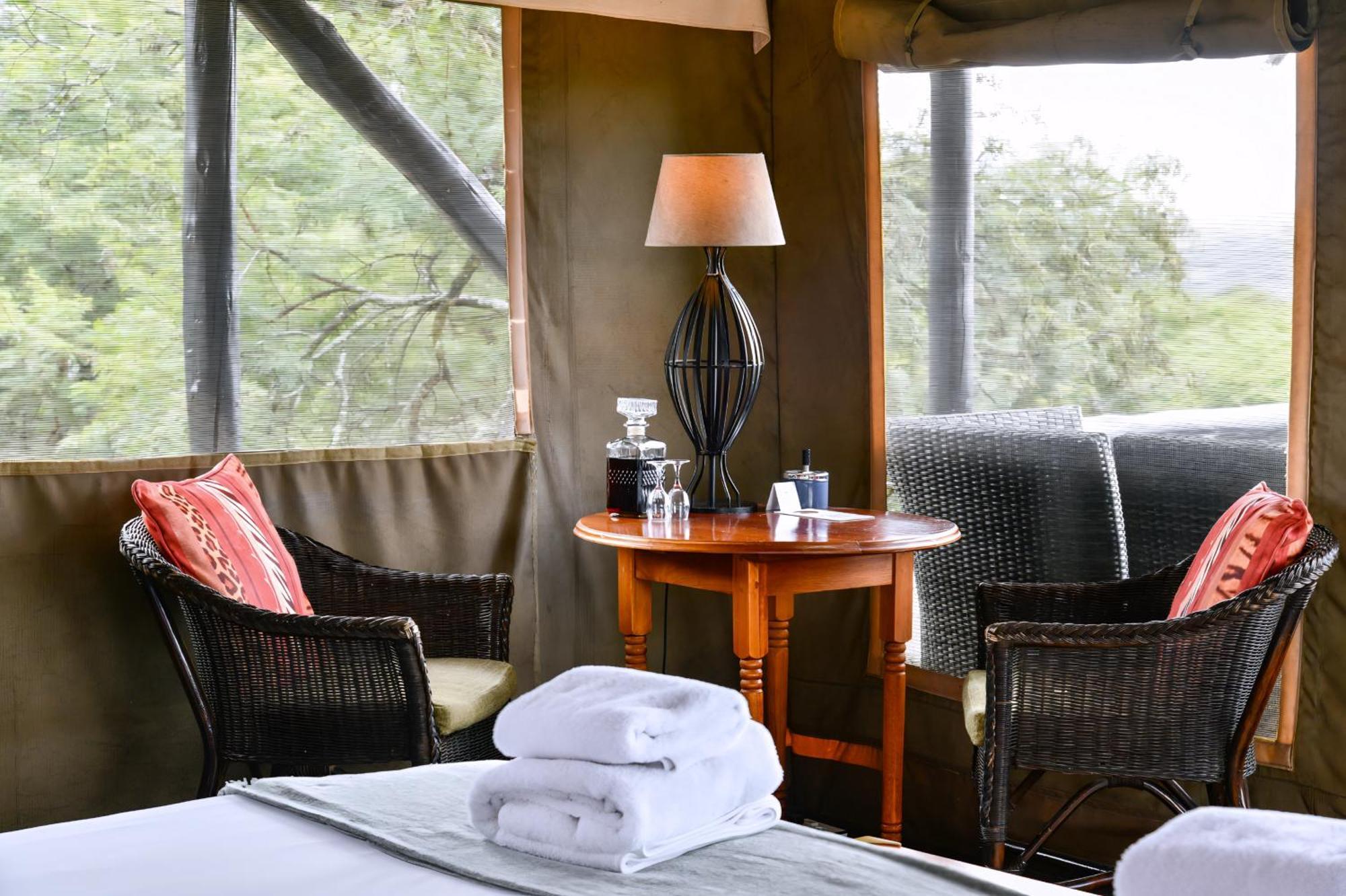The Springbok Lodge Лейдисмит Екстериор снимка